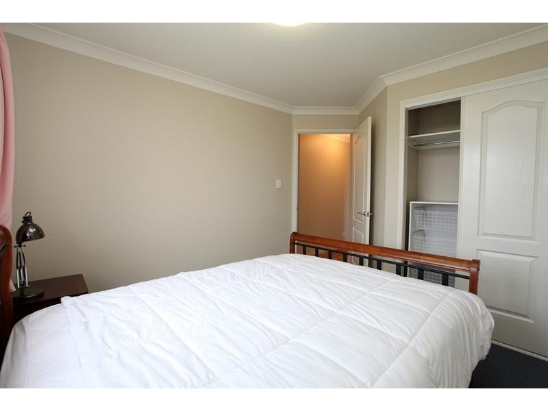 3 Racecourse Road, Miles QLD 4415