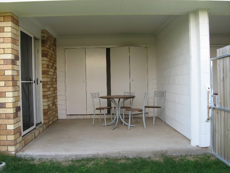 6/3-5 Back Av, Chinchilla QLD 4413