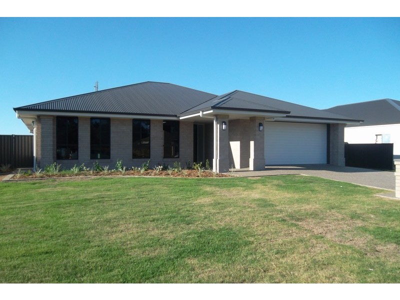 31 Cameron Street, Chinchilla QLD 4413