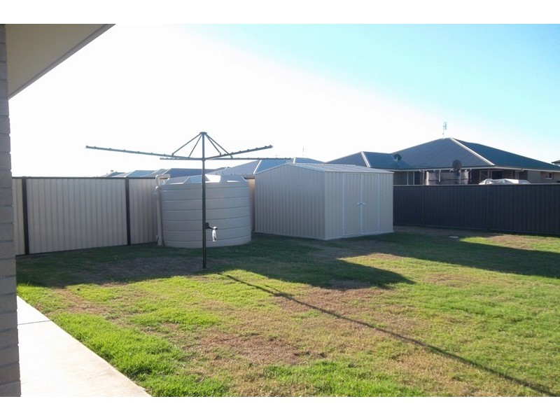31 Cameron Street, Chinchilla QLD 4413