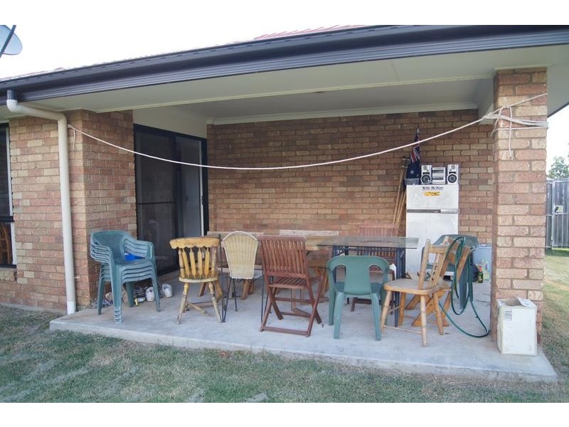 10 Back Avenue, Chinchilla QLD 4413