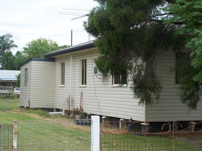 21 Wood Street, Chinchilla QLD 4413