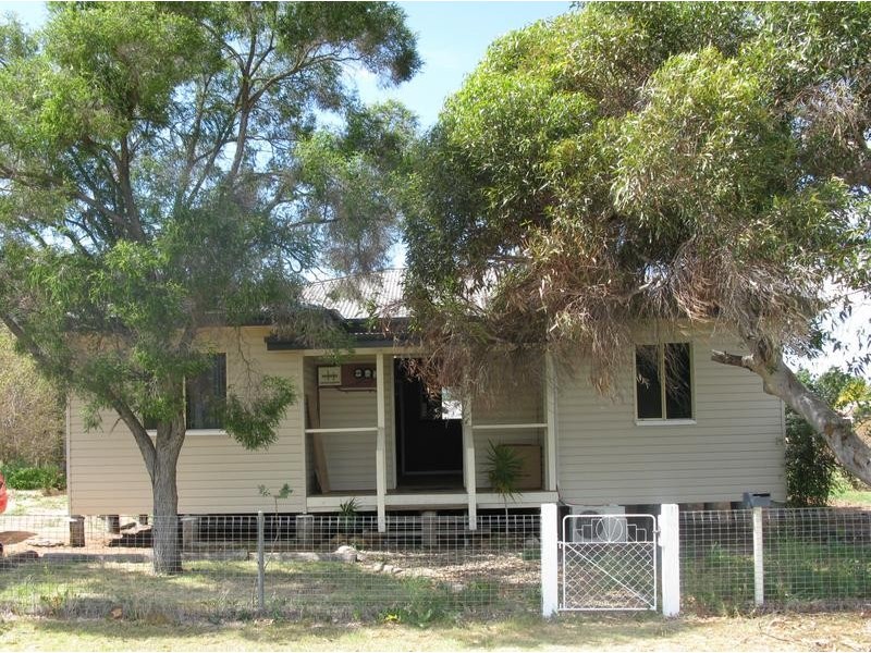 21 Wood Street, Chinchilla QLD 4413