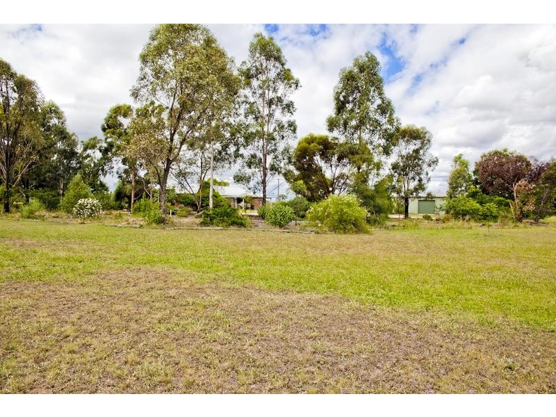 351 Windmill Road, Chinchilla QLD 4413
