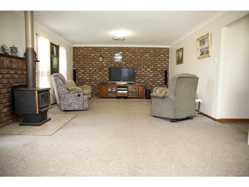 351 Windmill Road, Chinchilla QLD 4413