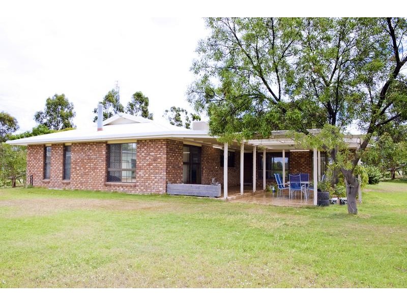 351 Windmill Road, Chinchilla QLD 4413