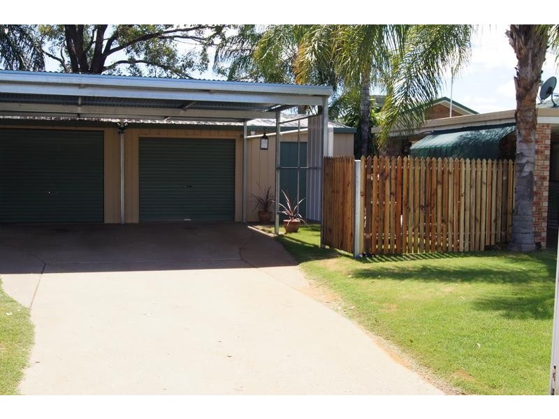 9 Heeney Street, Chinchilla QLD 4413