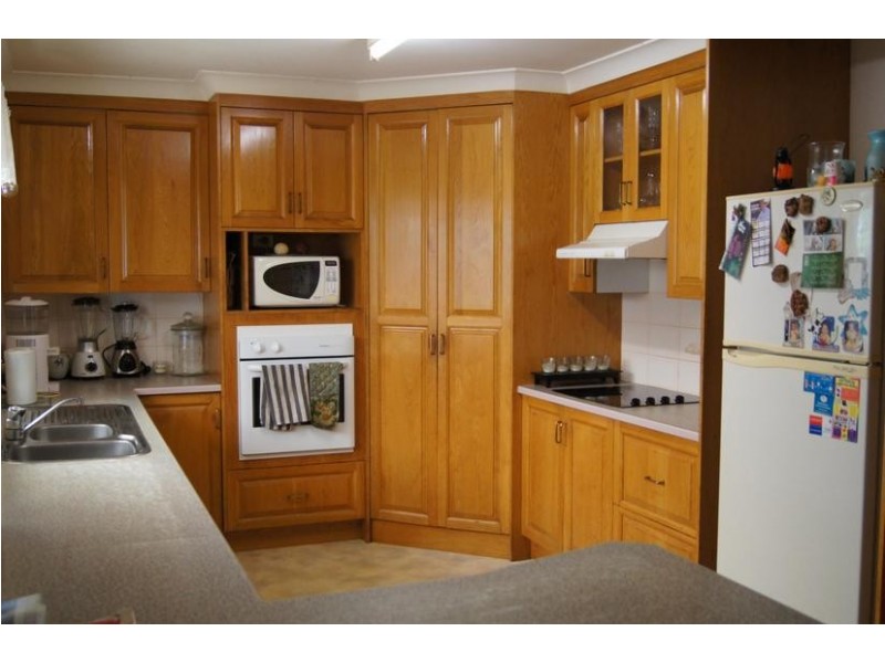 9 Heeney Street, Chinchilla QLD 4413