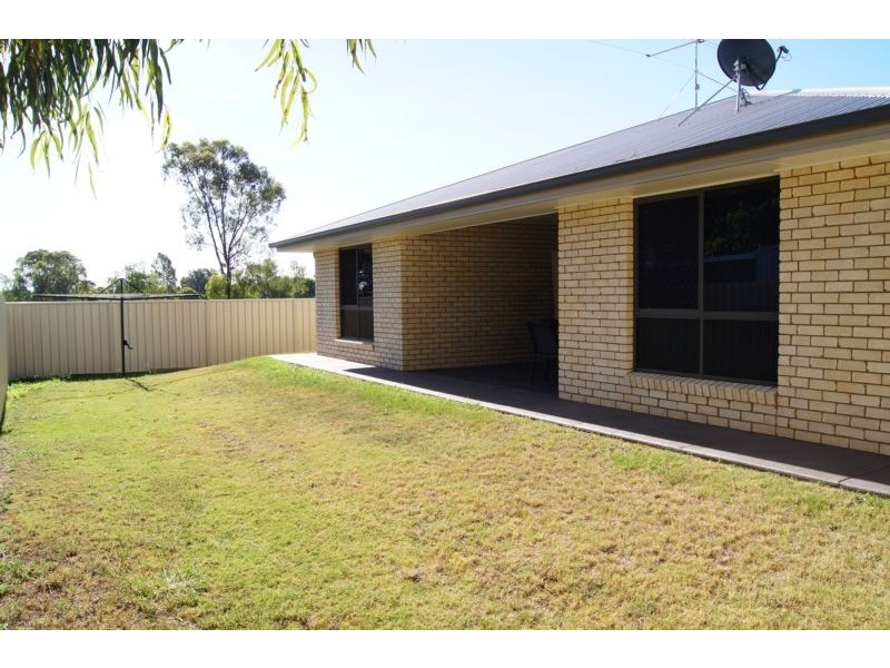 1/17 Luscombe Street, Chinchilla QLD 4413