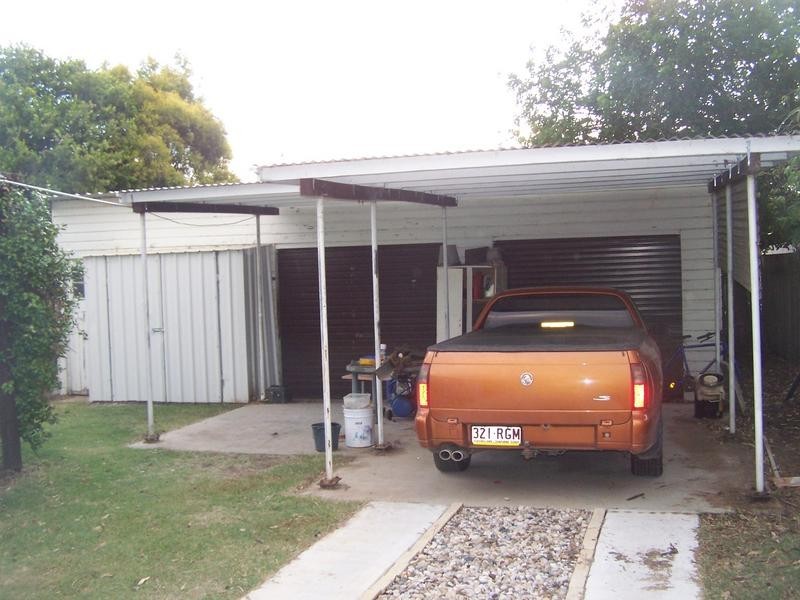 54 BEUTEL STREET, Chinchilla QLD 4413
