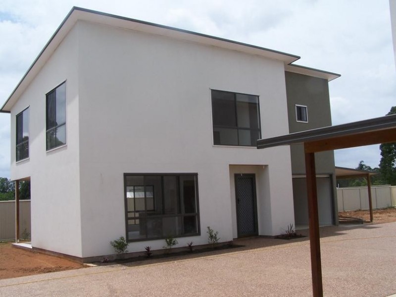 3/6 Holland Street, Chinchilla QLD 4413