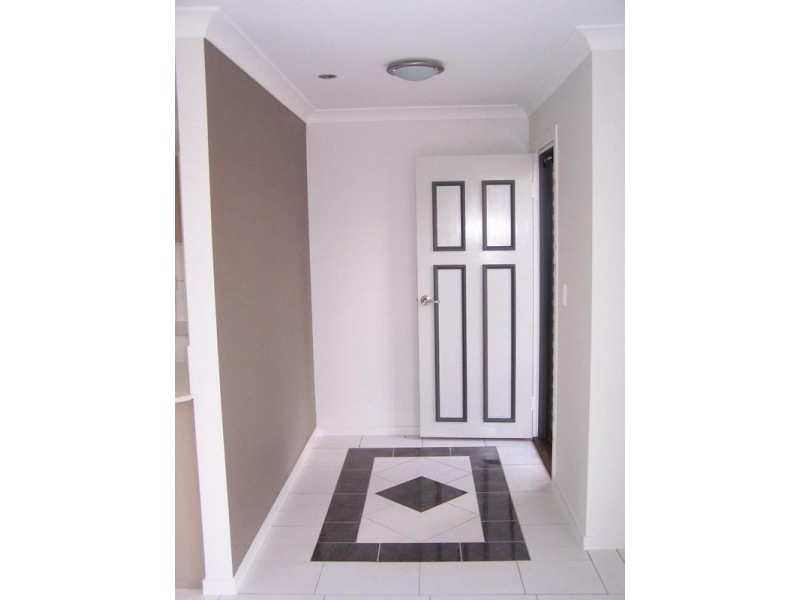 3/6 Holland Street, Chinchilla QLD 4413