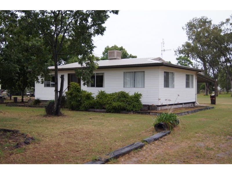 15 Condamine, Chinchilla QLD 4413