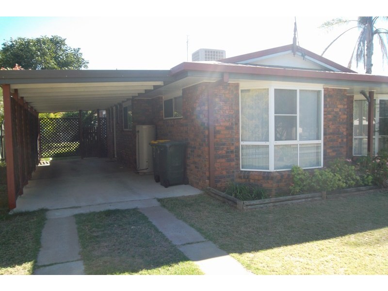 32 Beasley Street, Chinchilla QLD 4413