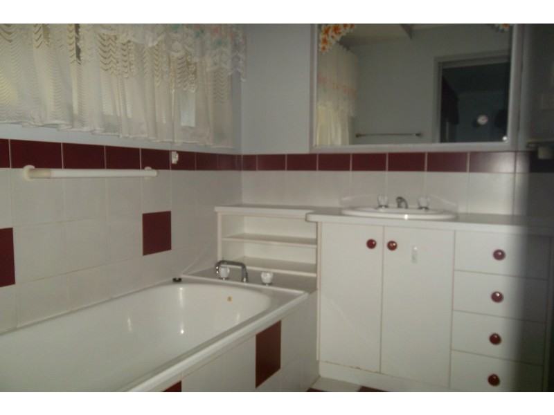 32 Beasley Street, Chinchilla QLD 4413