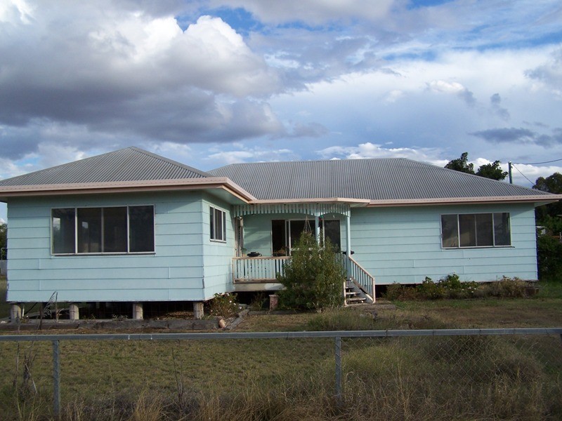 44 BILTON STREET, Tara QLD 4421