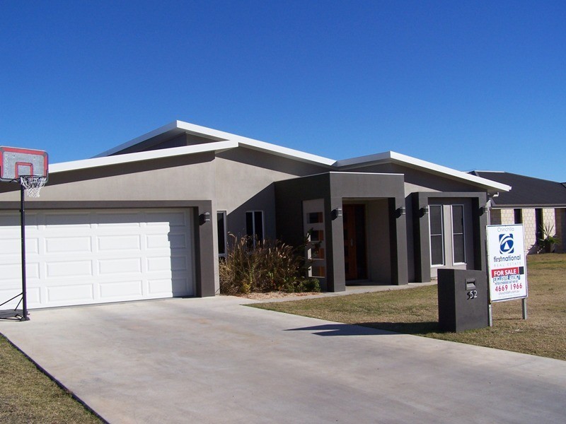52 SOMMERFELD CRESCENT, Chinchilla QLD 4413