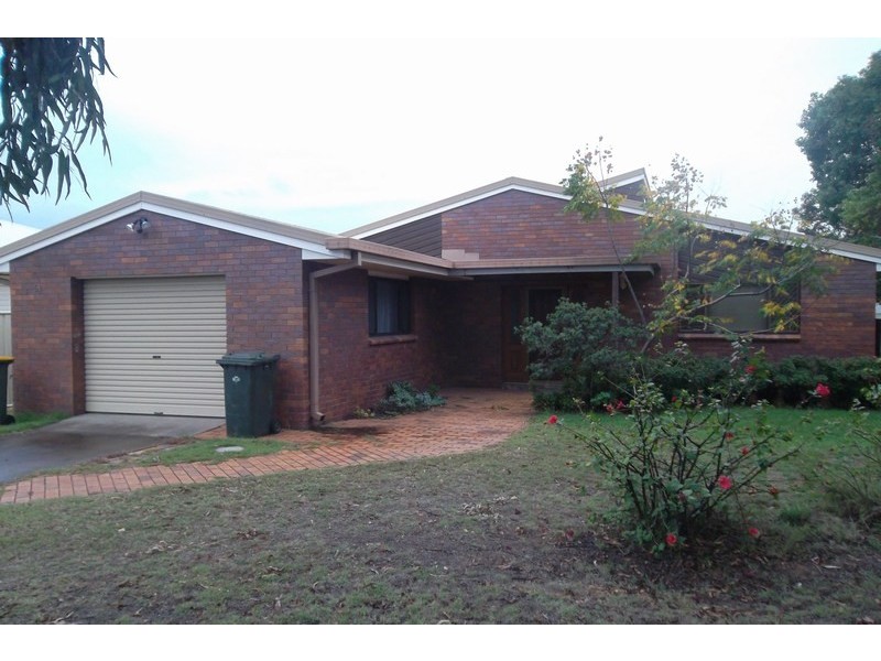 61 Hypatia Street, Chinchilla QLD 4413