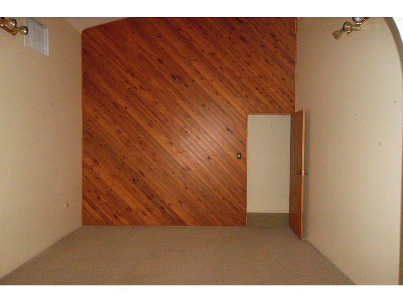 61 Hypatia Street, Chinchilla QLD 4413