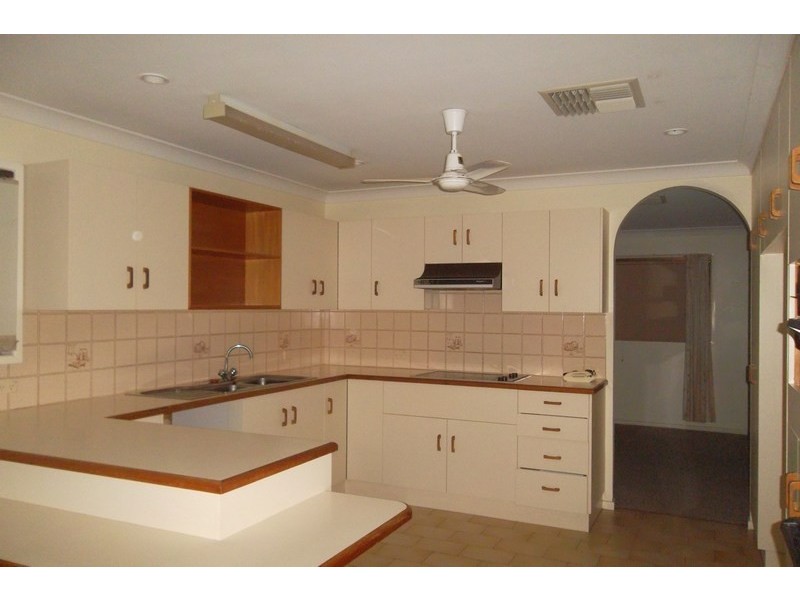 61 Hypatia Street, Chinchilla QLD 4413