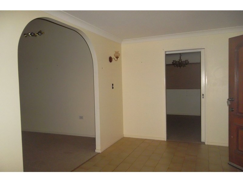 61 Hypatia Street, Chinchilla QLD 4413