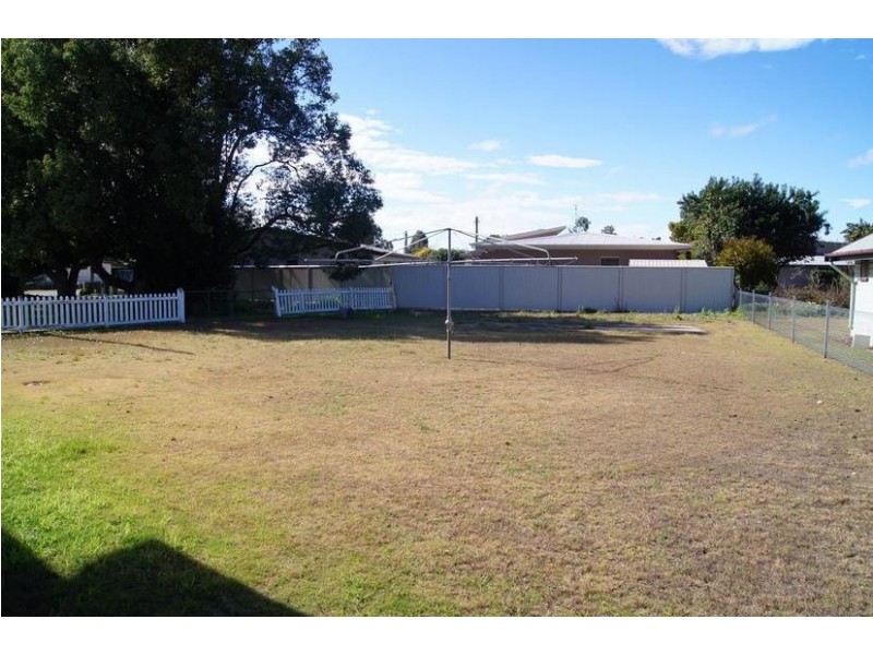 1 Evans Street, Chinchilla QLD 4413