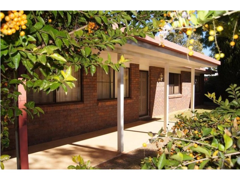 28 Wheeler Street, Chinchilla QLD 4413