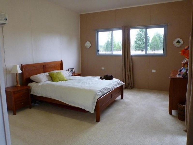 39048 LEICHHARDT HIGHWAY, Miles QLD 4415