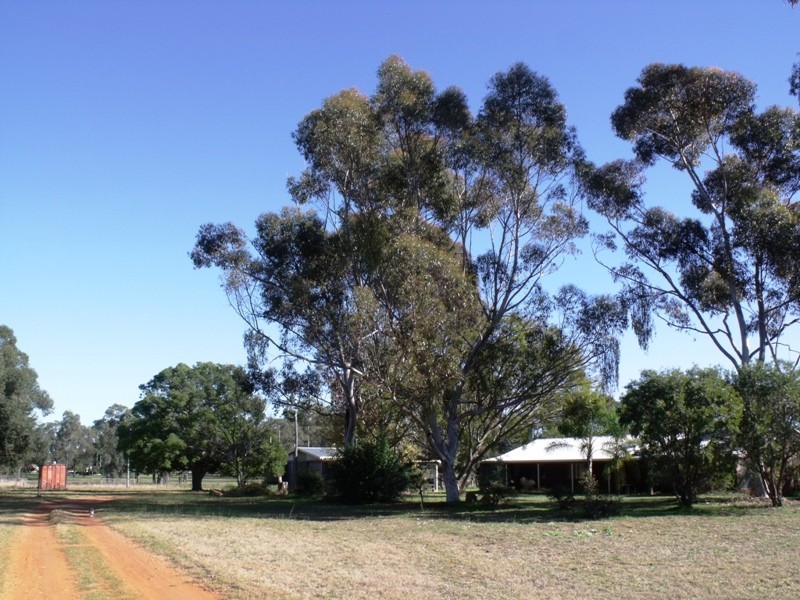 151 CEMETERY ROAD, Chinchilla QLD 4413