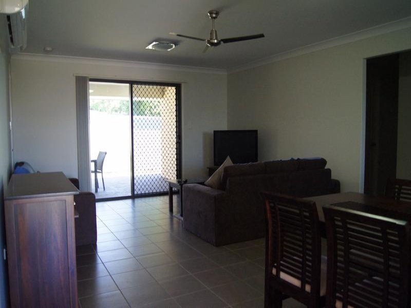 Unit 1/17 Luscombe Street, Chinchilla QLD 4413