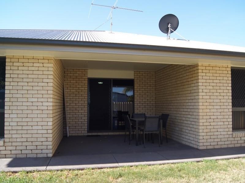 Unit 1/17 Luscombe Street, Chinchilla QLD 4413