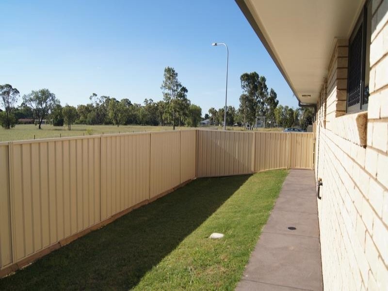 Unit 1/17 Luscombe Street, Chinchilla QLD 4413