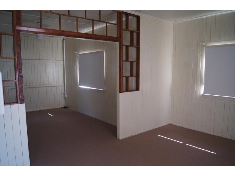 17 Wood Street, Chinchilla QLD 4413