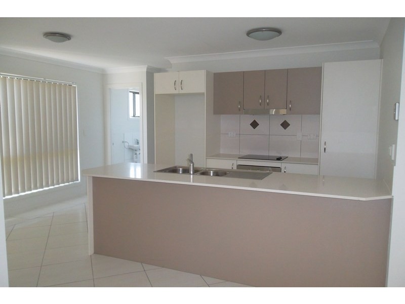 4/6 Holland Street, Chinchilla QLD 4413