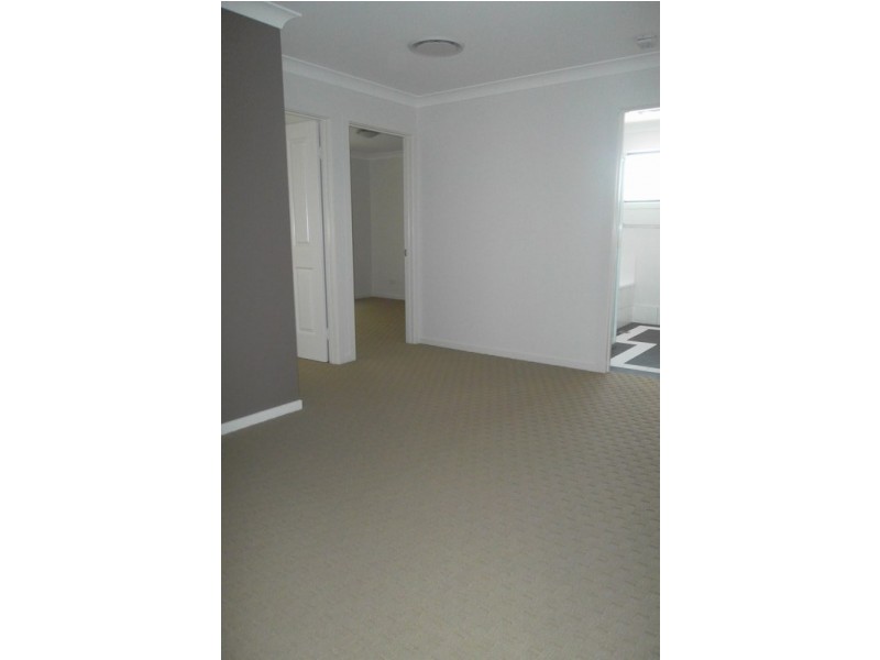 4/6 Holland Street, Chinchilla QLD 4413