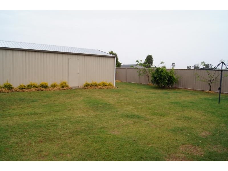 2 Skewis Street, Chinchilla QLD 4413