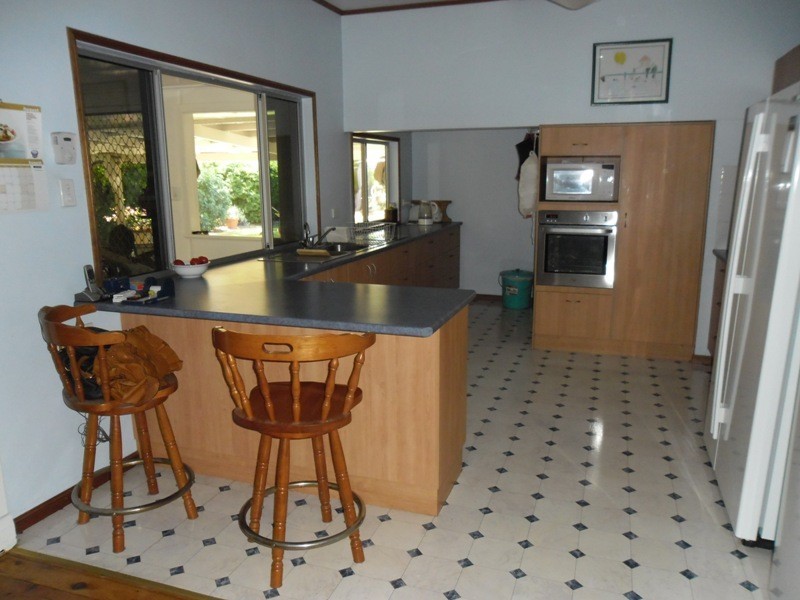 36 HEENEY, Chinchilla QLD 4413