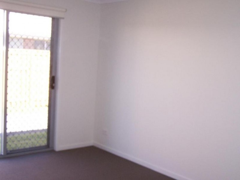 11 Hughes Street, Chinchilla QLD 4413