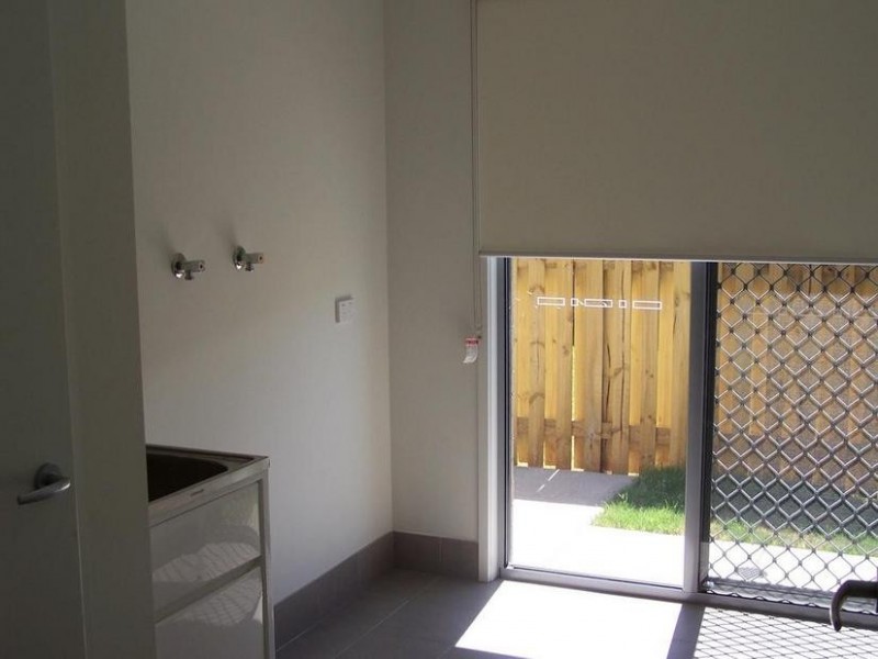 11 Hughes Street, Chinchilla QLD 4413