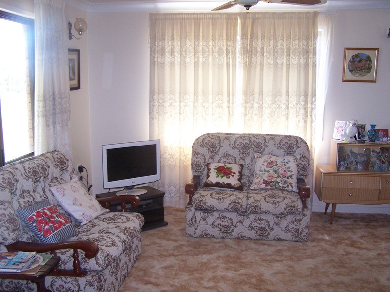 32 BARBER STREET, Chinchilla QLD 4413