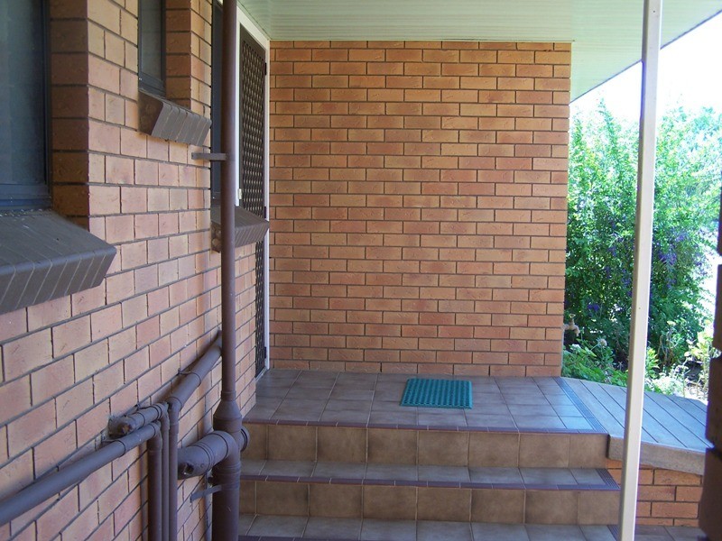32 BARBER STREET, Chinchilla QLD 4413