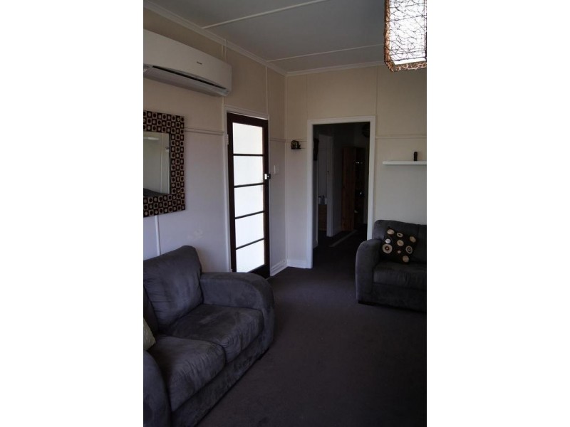 5 Barber Street, Chinchilla QLD 4413