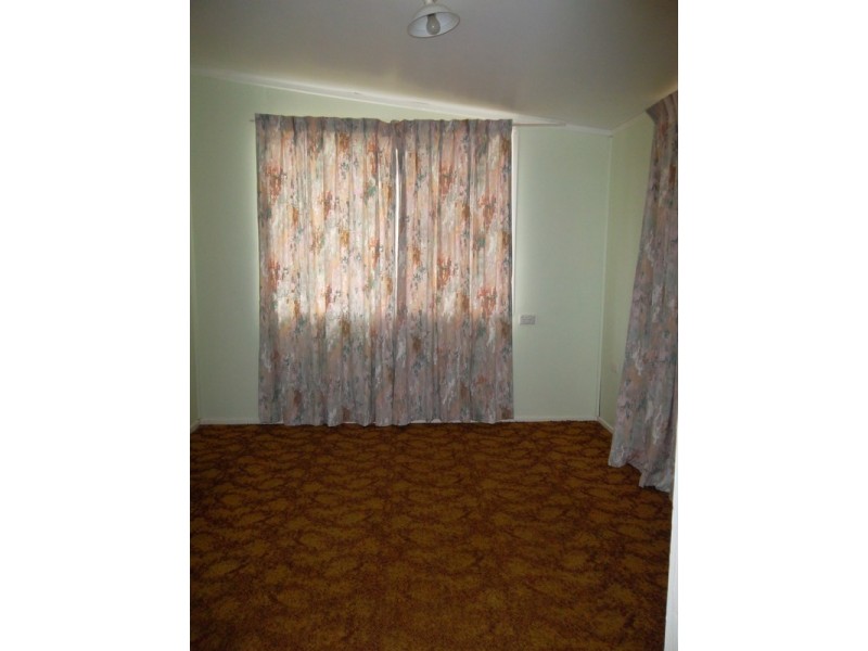 12 Warren Street, Chinchilla QLD 4413