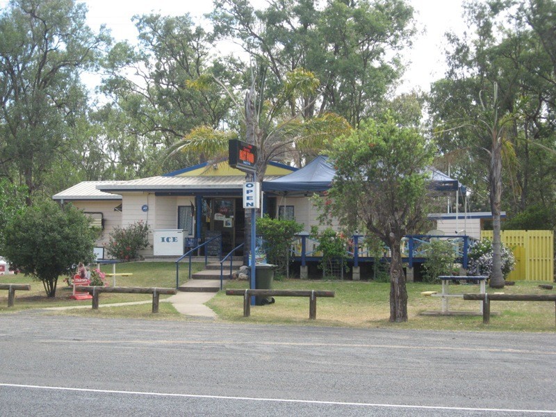 Highway Cafe, Chinchilla QLD 4413