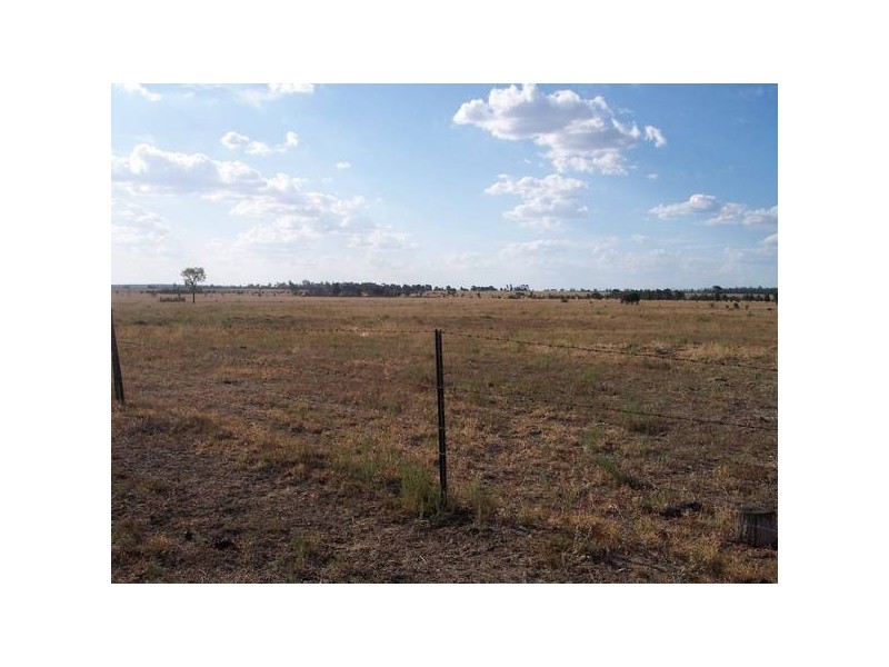 2 C Kerrs Rd, Chinchilla QLD 4413