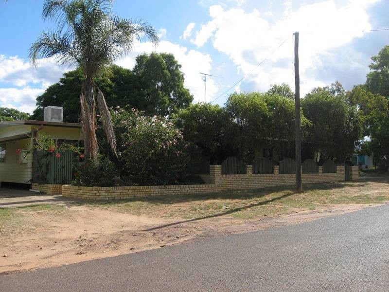 4 Hypatia Street, Chinchilla QLD 4413