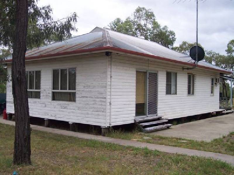 50 Mary Rd, Tara QLD 4421