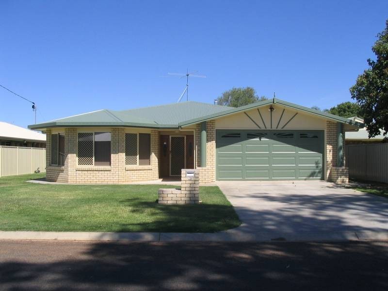 28 Mann, Chinchilla QLD 4413