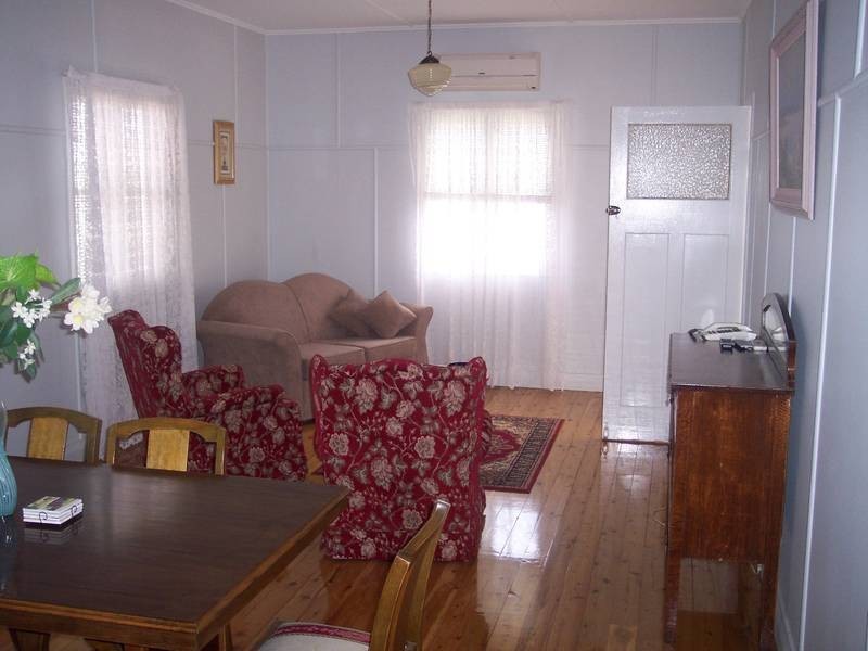 51 Windmill Road, Chinchilla QLD 4413