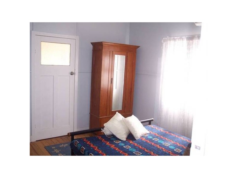 51 Windmill Road, Chinchilla QLD 4413